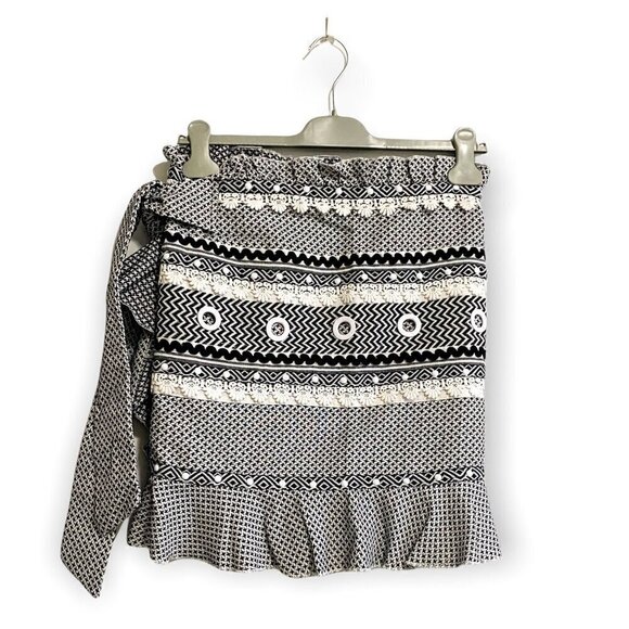 Dodo Bar Or Abigail Wrap Mini Skirt in black‎ and white,  size M - Picture 2 of 13